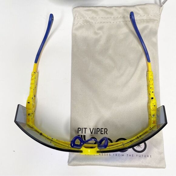 Pit Viper 2000 The Montucky Coldsnacks turquoise sunglasses with case/box. NWT - Picture 5 of 9